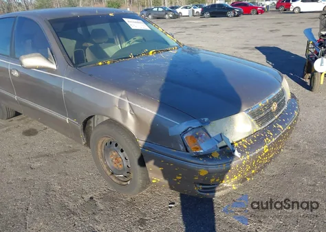 1998 Toyota Avalon Xl from USA, damaged, VIN 4T1BF18B9WU215943